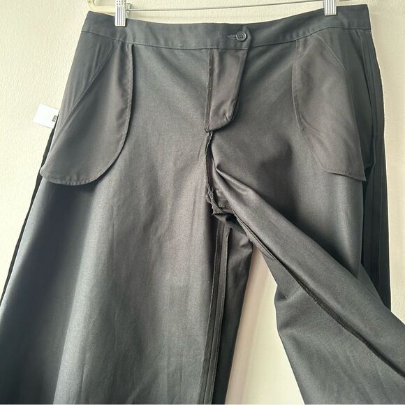 PUPPETS AND PUPPETS Rave Wide Leg Chino Trousers in black - Picture 13 of 16